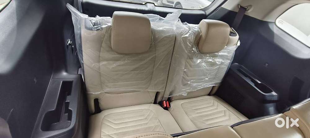 Kia Carens 1.4 Luxury 7 Str, 2022, Petrol
