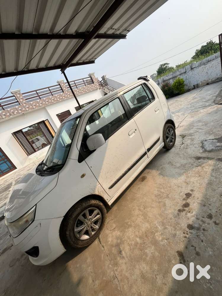Maruti Suzuki Stingray 2015 Petrol Well Maintained