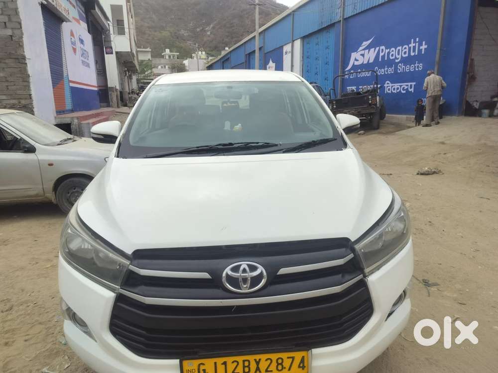 Toyota Innova Crysta 2019