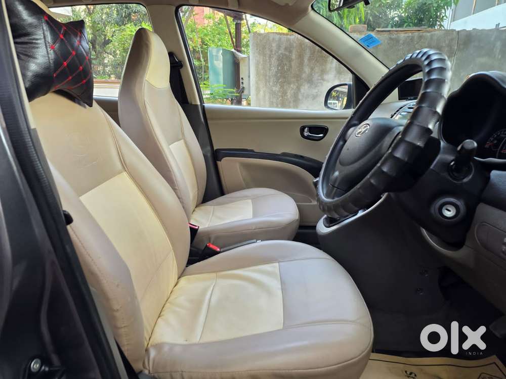 Hyundai I10 Sportz, 2013, Petrol