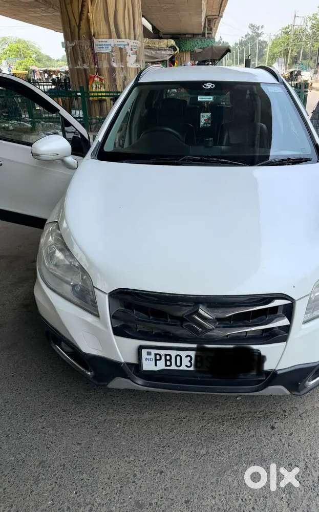 Maruti Suzuki S Cross 2016 Diesel Well Maintained