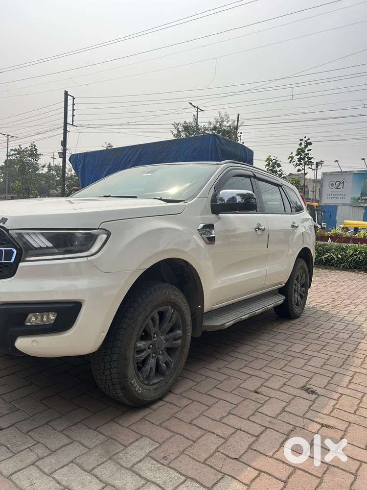 Ford Endeavour 3.2 Titanium At 4x4, 2017, Diesel