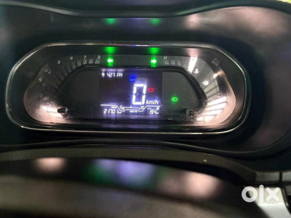 2022 Tata Nexon Xm Petrol  22,000 Km  Single Owner