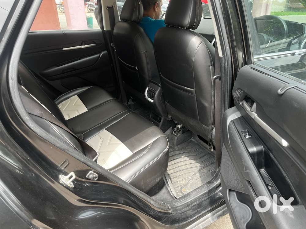 Kia Sonet Htk Optional With Sunroof
