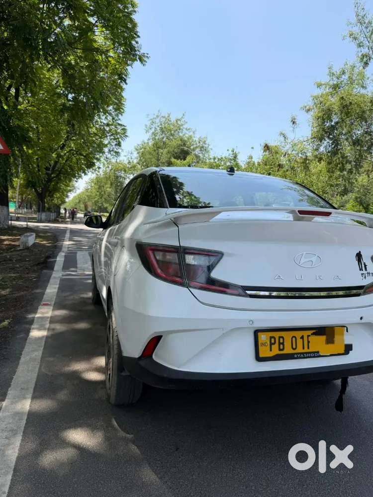 Hyundai Aura 2025 Cng & Hybrids 30000 Km Driven
