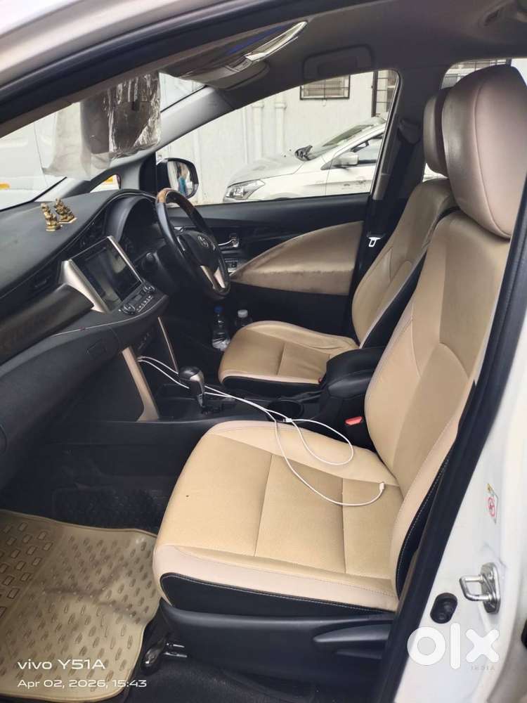 2020 Toyota Innova Crysta 2.8 Zx At 7 Seater