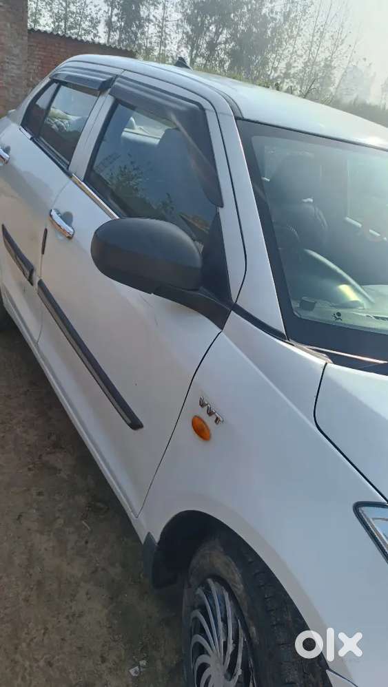 Maruti Suzuki Dzire 2017 Cng & Hybrids 90000 Km Driven