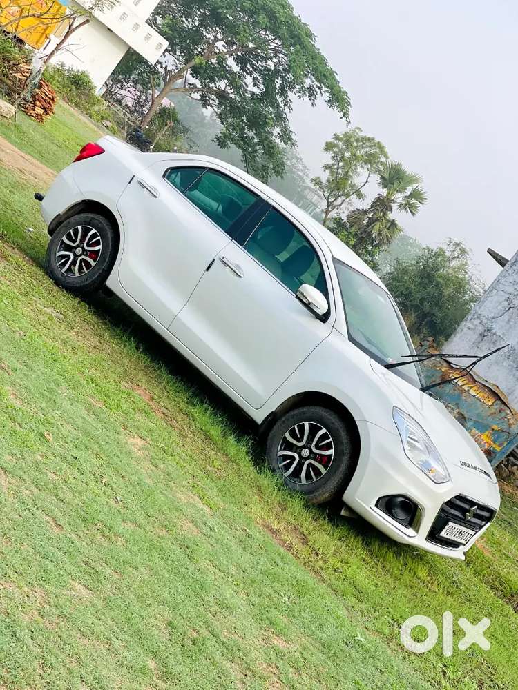 Maruti Suzuki Dzire 2023 Petrol 45000 Km Driven