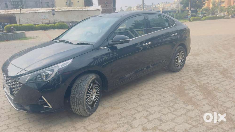 Hyundai Verna 1.5 Sx Petrol Mt, 2022, Petrol
