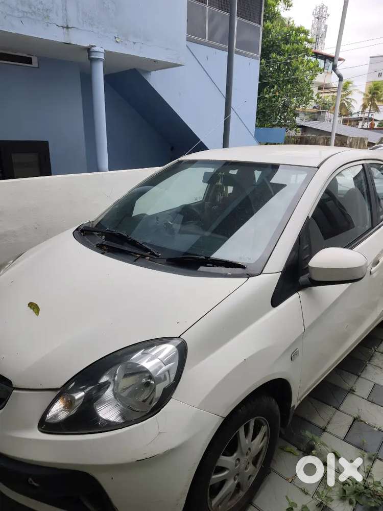 Honda Brio 2013  2nd Owner  1.10 Lakh Km  Excellent Engine