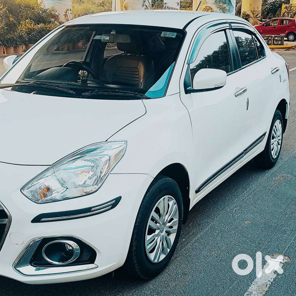 Maruti Suzuki Dzire 1.2 Vxi, 2023, Petrol