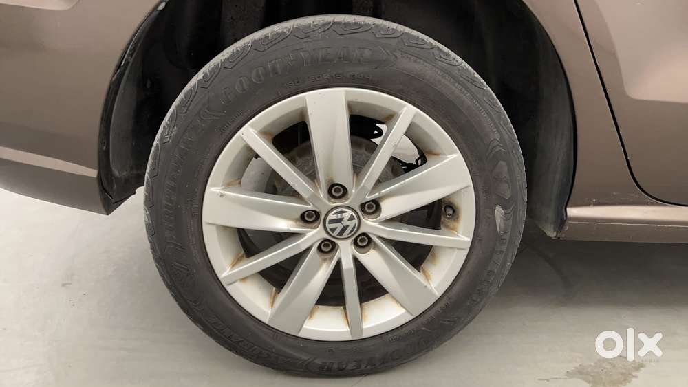 Volkswagen Ameo 1.2 Mpi Highline 16 Alloy, 2016, Petrol