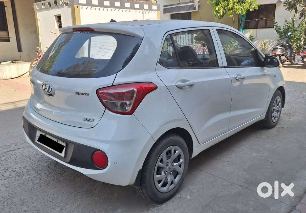 Hyundai Grand I10 Sportz 1.2 Kappa Vtvt, 2017, Petrol