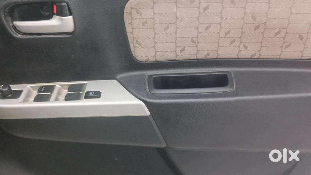 Maruti Suzuki Wagon R 1.0 2015-2019 Vxi Amt, 2015, Petrol