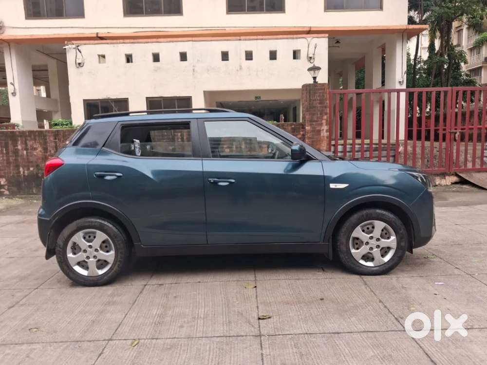 Mahindra Xuv300 1.2 W6 Amt Petrol, 2022, Petrol