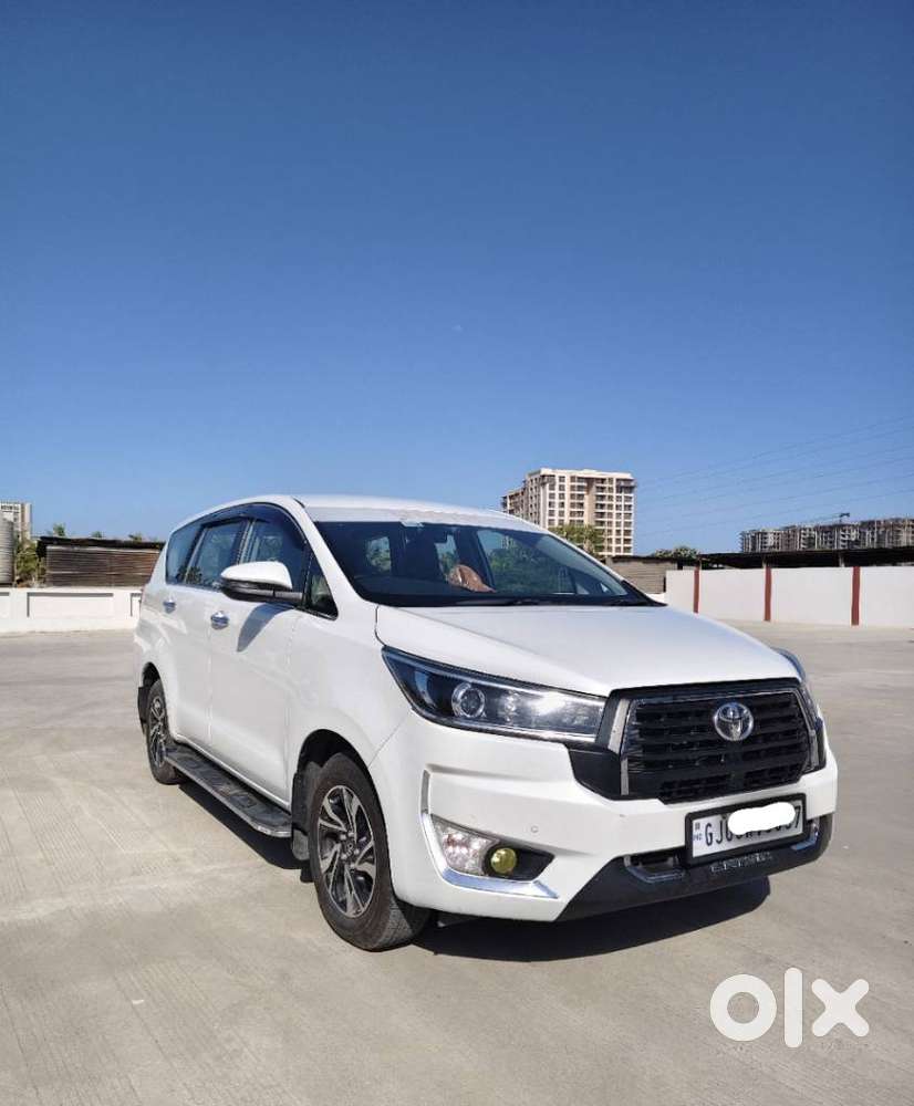 Toyota Innova Crysta 2.4 V 8 Str, 2023, Diesel