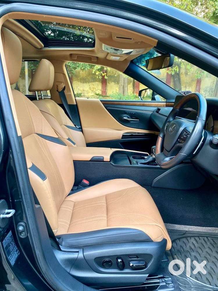 Lexus Es 300h Luxury, 2022, Petrol