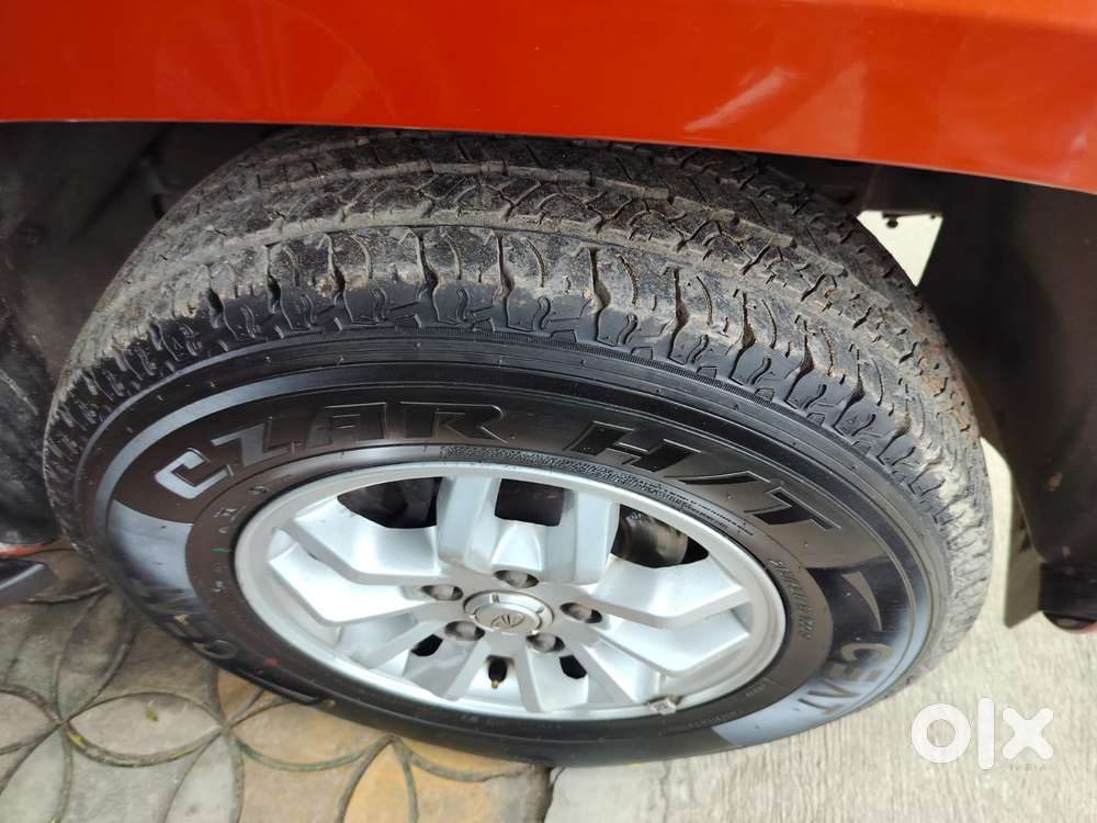 Mahindra Tuv 300 Mhawk100 T8, 2015, Diesel