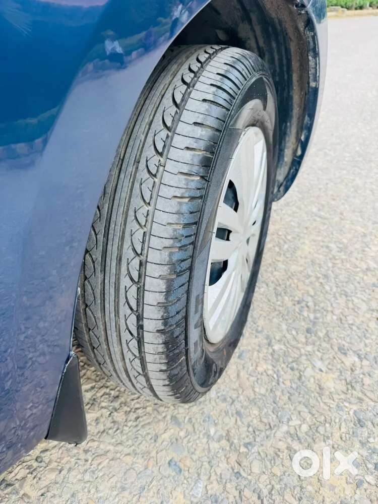 Maruti Suzuki Dzire 1.2 Vxi Amt, 2017, Petrol
