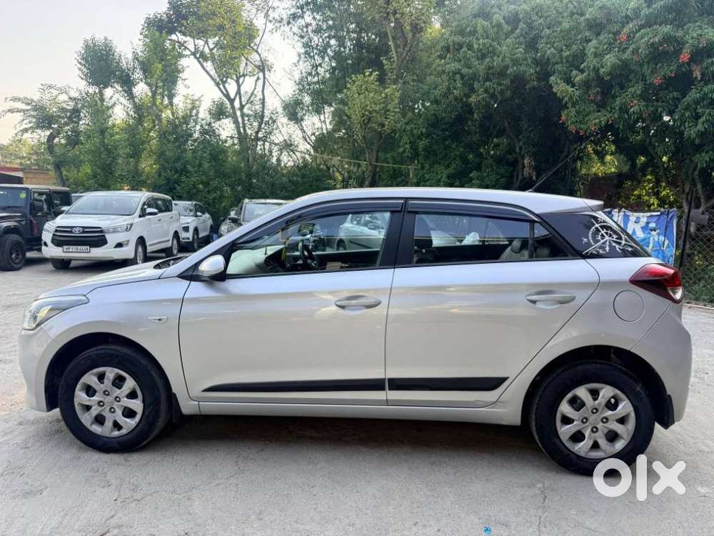 Hyundai I20 Magna 1.2 Mt, 2017, Petrol