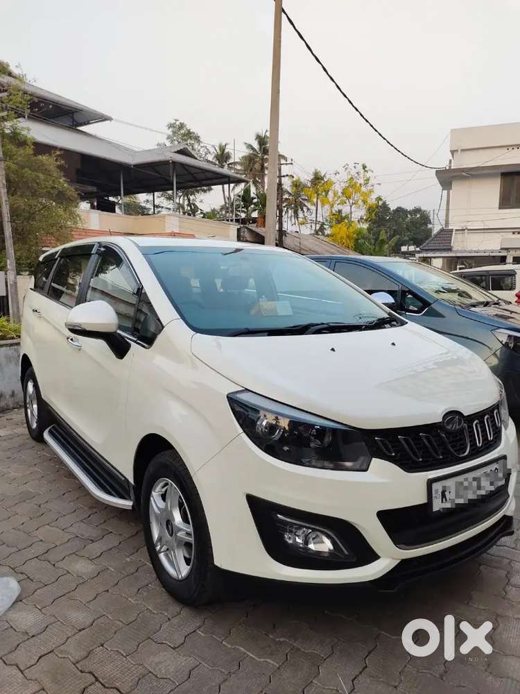 Mahindra Marazzo 2019 Diesel 130000 Km Driven