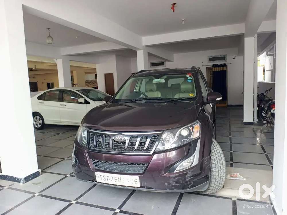 Mahindra Xuv500 W10  2016 Diesel 176000 Km Driven