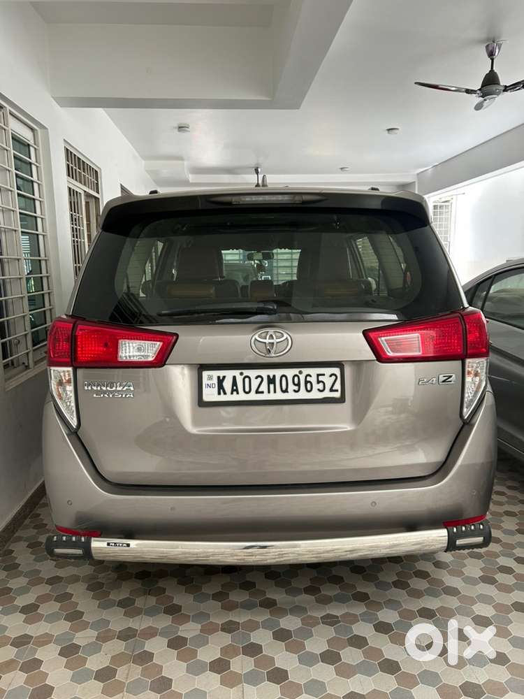 Toyota Innova Crysta 2021 Diesel Well Maintained