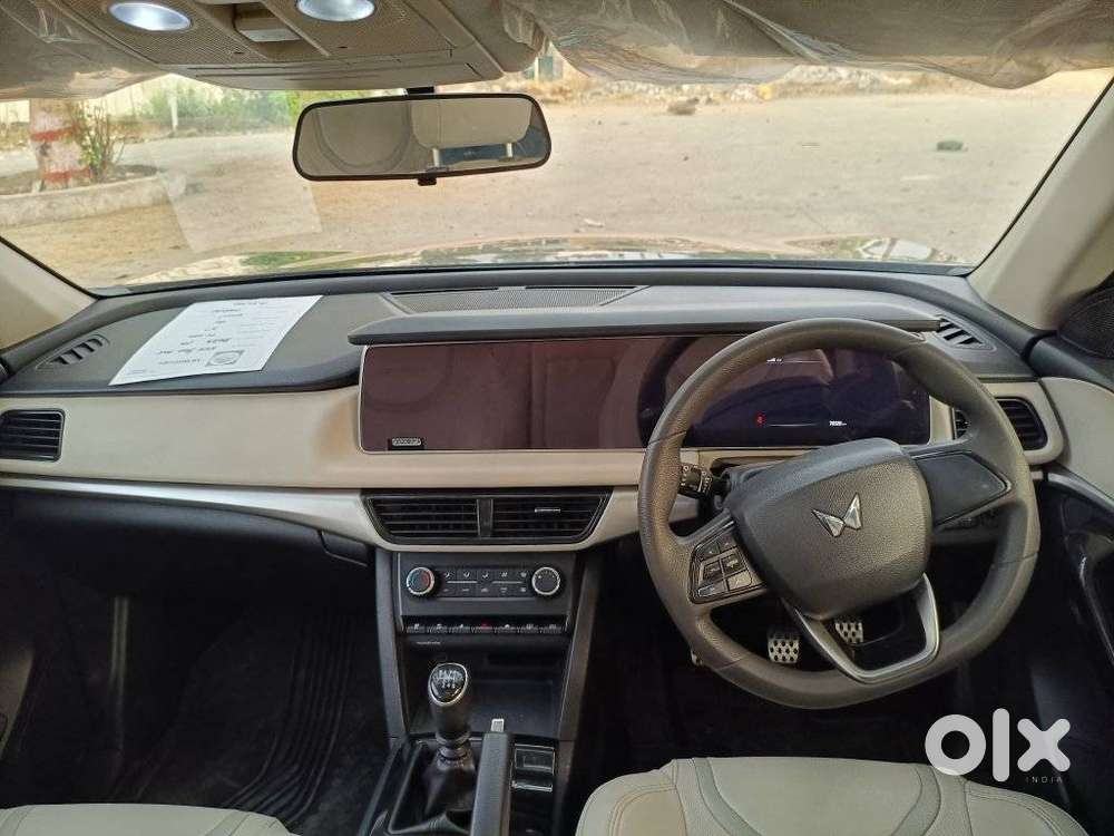 Mahindra Xuv700 2.2 Ax 5 Diesel Mt 7 Str, 2022, Diesel