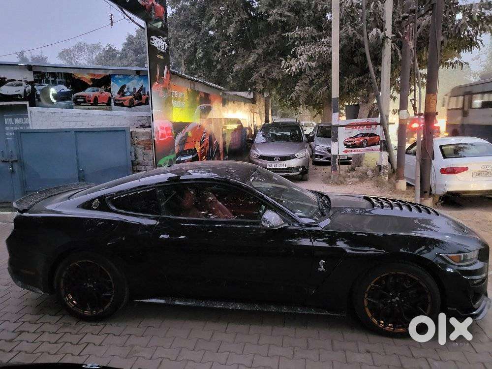 Ford Mustang V8, 2019, Petrol