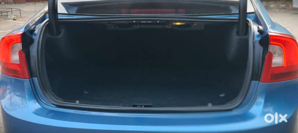 Volvo S60 D5 Kinetic, 2014, Diesel