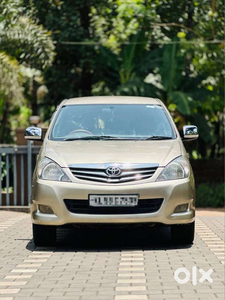 Toyota Innova 2.5 V 7 Str, 2010, Diesel
