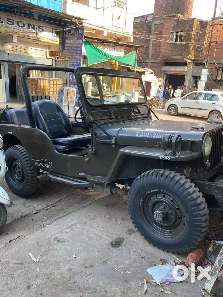 Mahindra Thar Roxx Diesel 1995