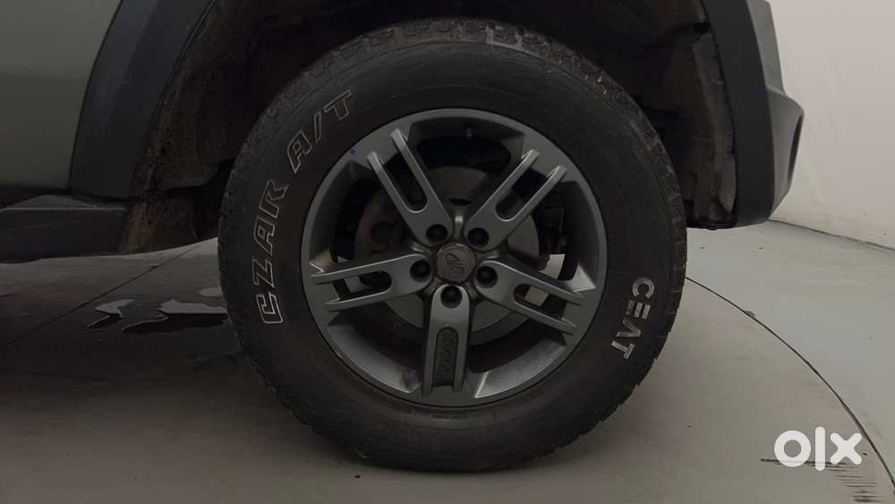 Mahindra Thar Lx Hard Top Petrol Mt 4wd, 2021, Petrol