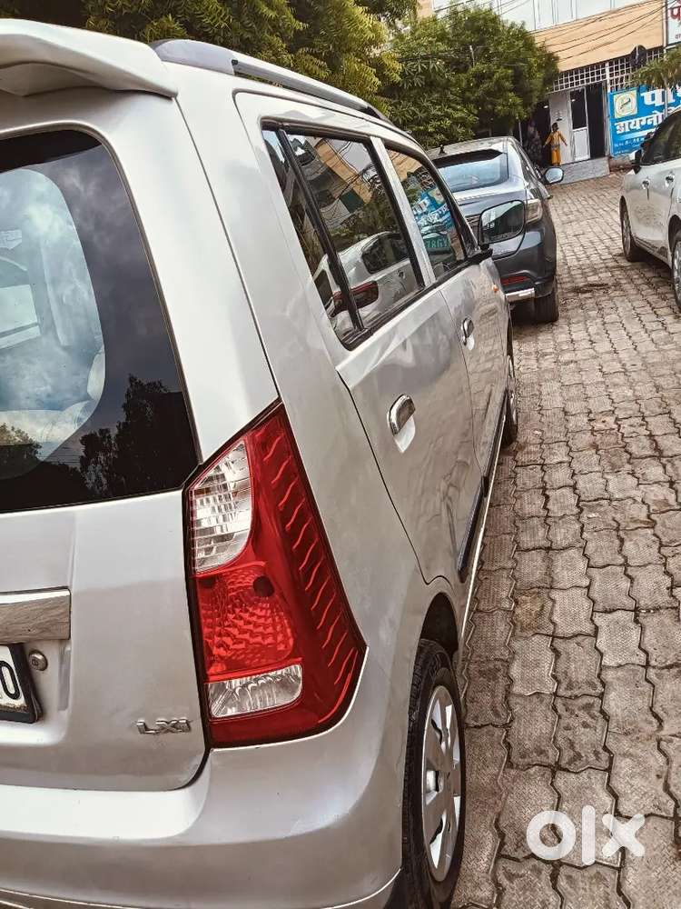 Maruti Suzuki Wagon R 1.0 2013 Cng & Hybrids 75000 Km Driven