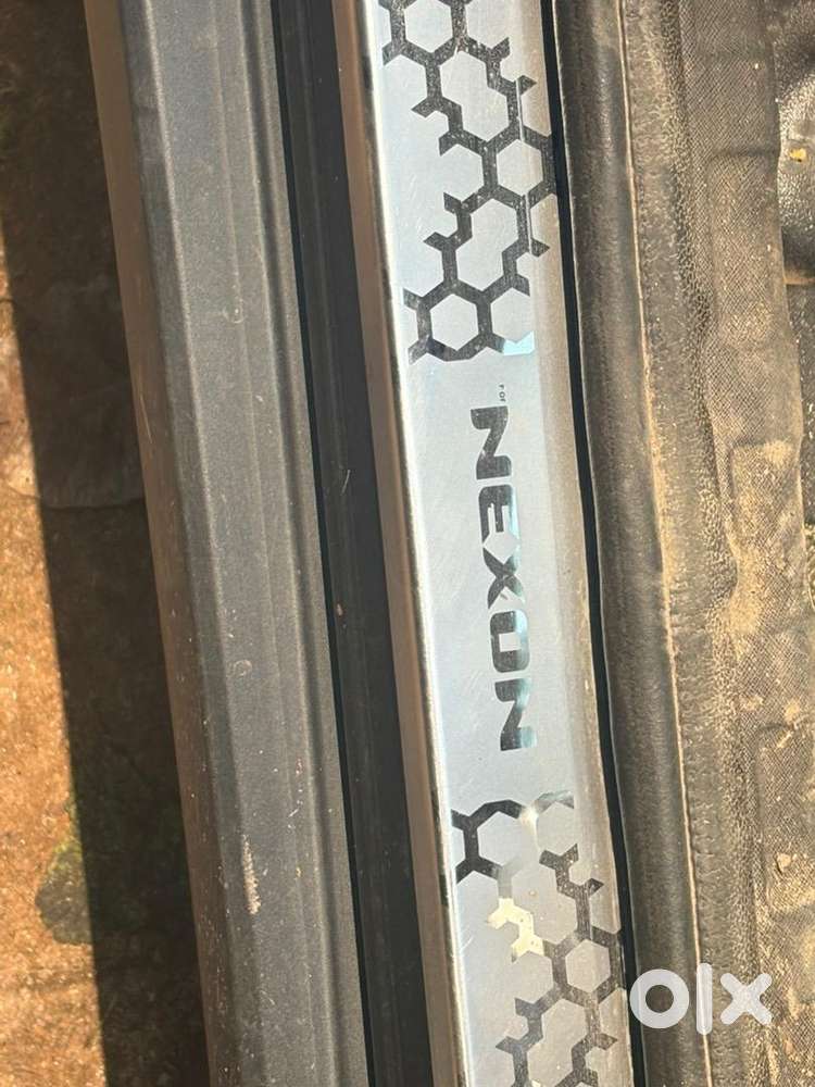 Tata Nexon Xm Petrol - 20000km - 1st Owner - Loaded With Accessories