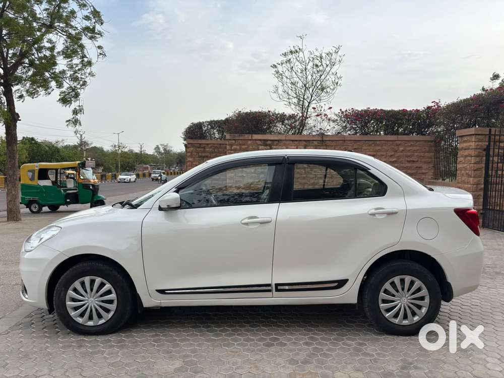 Maruti Suzuki Swift Dzire Vxi(o) Mt, 2023, Petrol