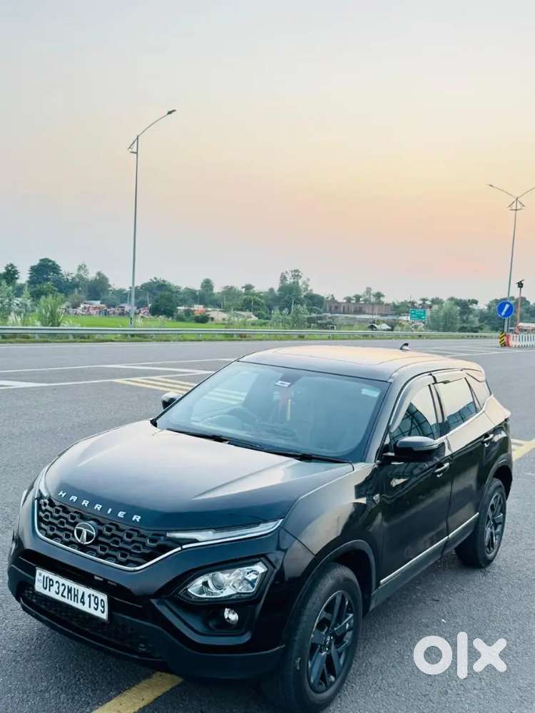 Tata Harrier Diesel  With Sunroof 2.0 2022 Jet Black Color 2nd Owner