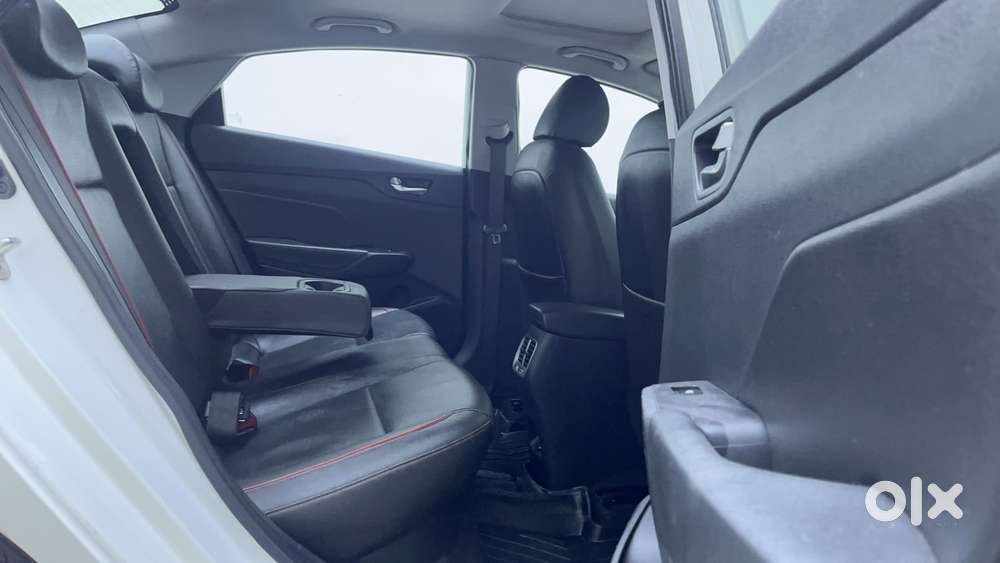 Hyundai Verna Sx (o) 1.5 Turbo Petrol Dct, 2022, Petrol