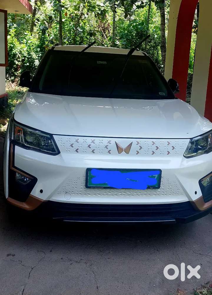 Mahindra Xuv400 2023 Electric Well Maintained