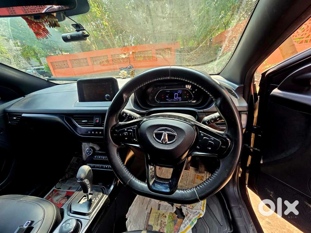 Tata Nexon 1.2 Revotron Xza Plus (l), 2023, Cng & Hybrids
