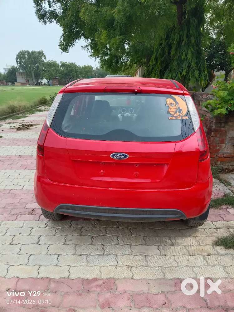 Ford Figo Petrol 2011