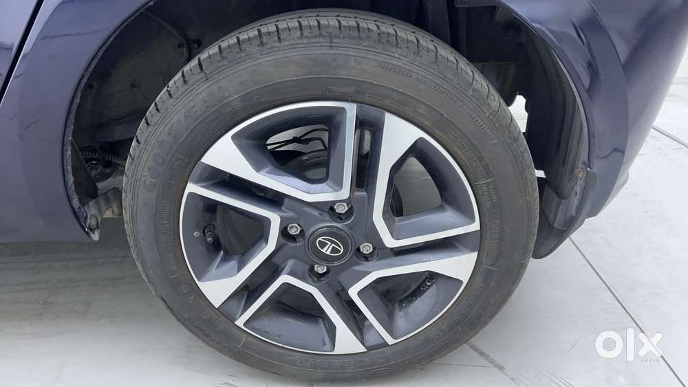 Tata Tiago Xza Plus, 2023, Petrol