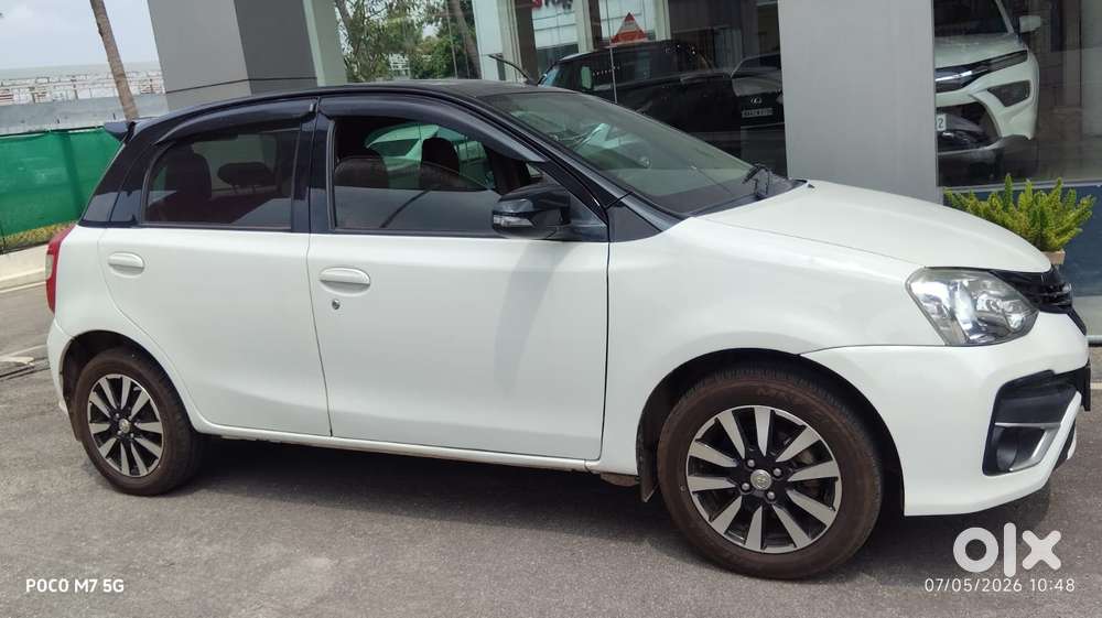 Toyota Etios Liva 1.2 V, 2019, Petrol