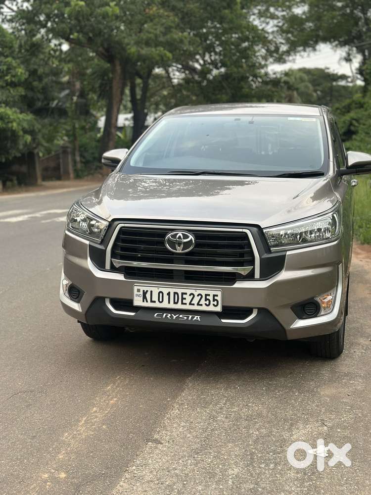 Toyota Innova Crysta 2.4 G Plus Mt 7 Str, 2025, Diesel