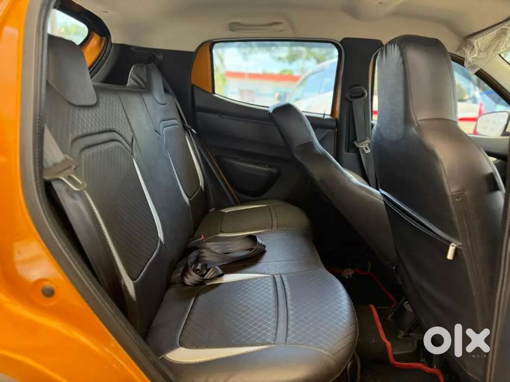 Kwid 2024 Climber Dual Tone Automatic