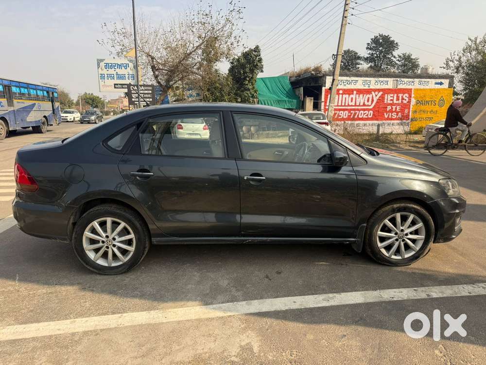 Volkswagen Vento 1.5 Highline Plus At 16 Alloy, 2017, Diesel