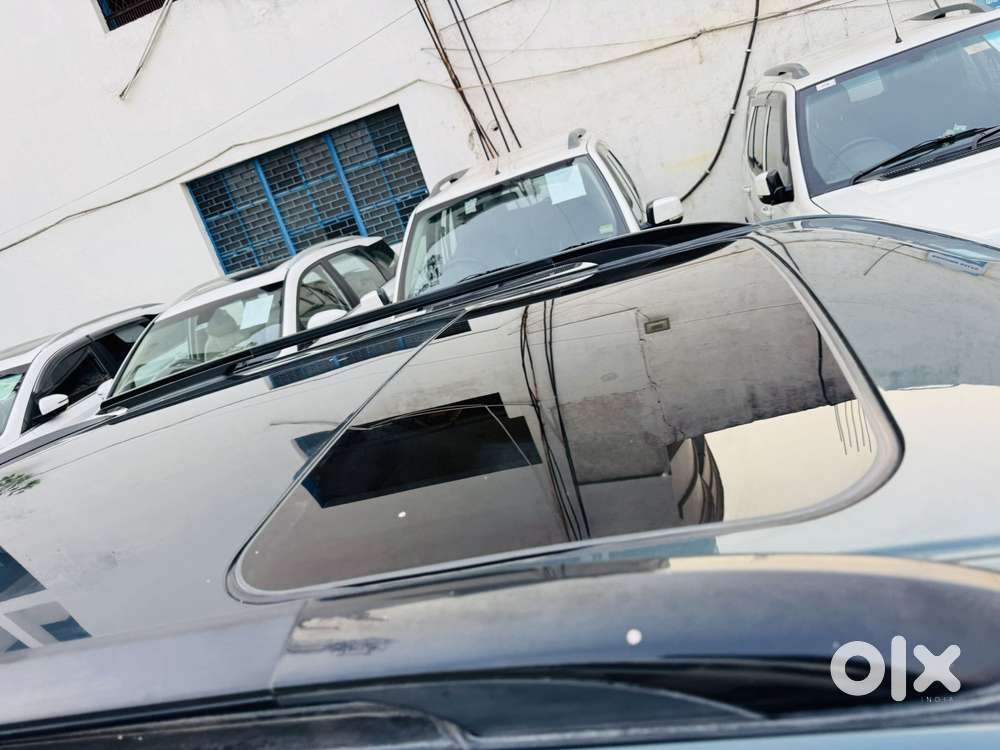 Mahindra Xuv300 W8 Option Diesel, 2022, Diesel
