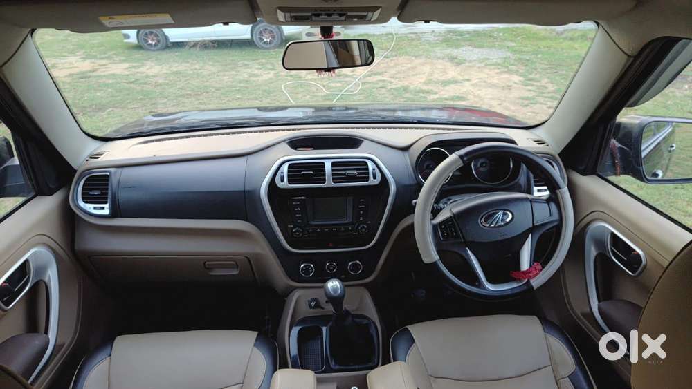 Mahindra Tuv 300 T8, 2017, Diesel
