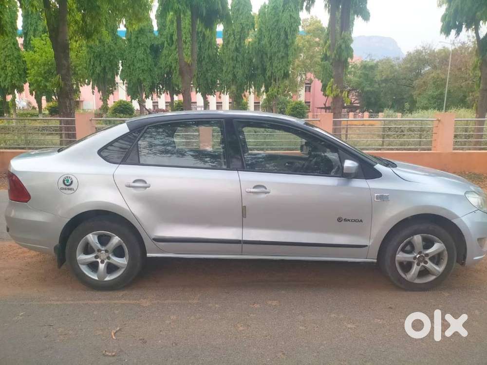 Skoda Rapid 2013 Diesel Version.