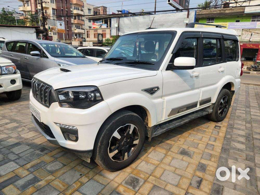 Mahindra Scorpio Classic 2.2 S 11 Mt 7 Cc, 2024